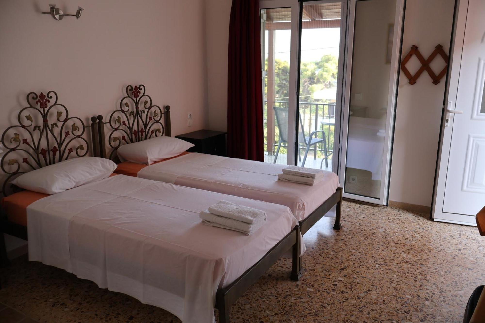 Filippos Apartments "Room 5" No Kitchen Spartia  Exterior photo